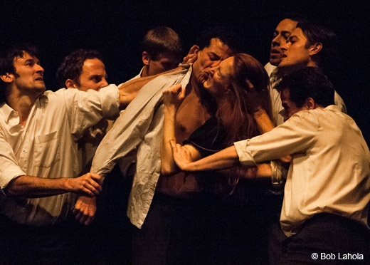 Auf dem gebirge hat man ein geschrei gehört de Pina Bausch