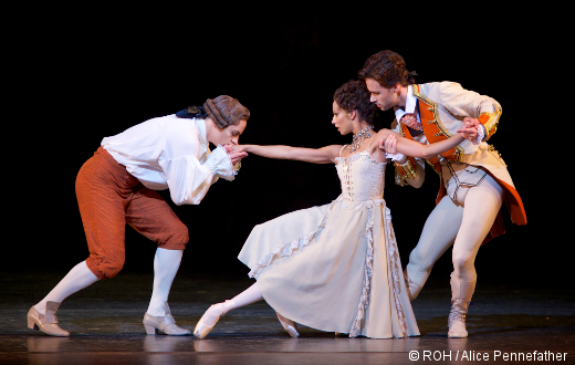 Francesca Hayward dans Manon