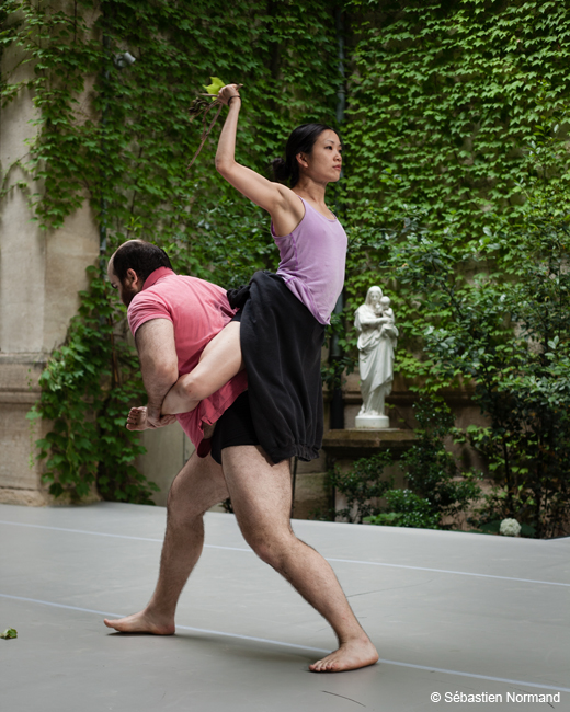 Religieuse à la fraise de Kaori Ito et Olivier Martin-Salvan