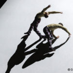 Mondes flottants par le Ballet du Grand Théâtre de Genève – Damien Jalet et Sidi Larbi Cherkaoui