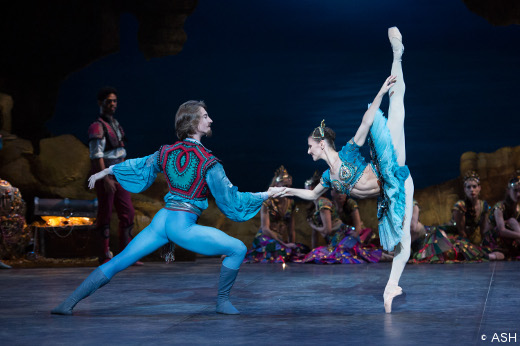 Vadim Muntagiro et Alina-Conjocaru - Le Corsaire - English National Ballet