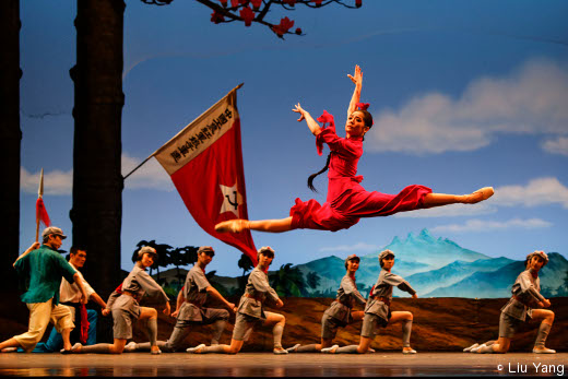 Ballet National de Chine - Le Détachement féminin rouge